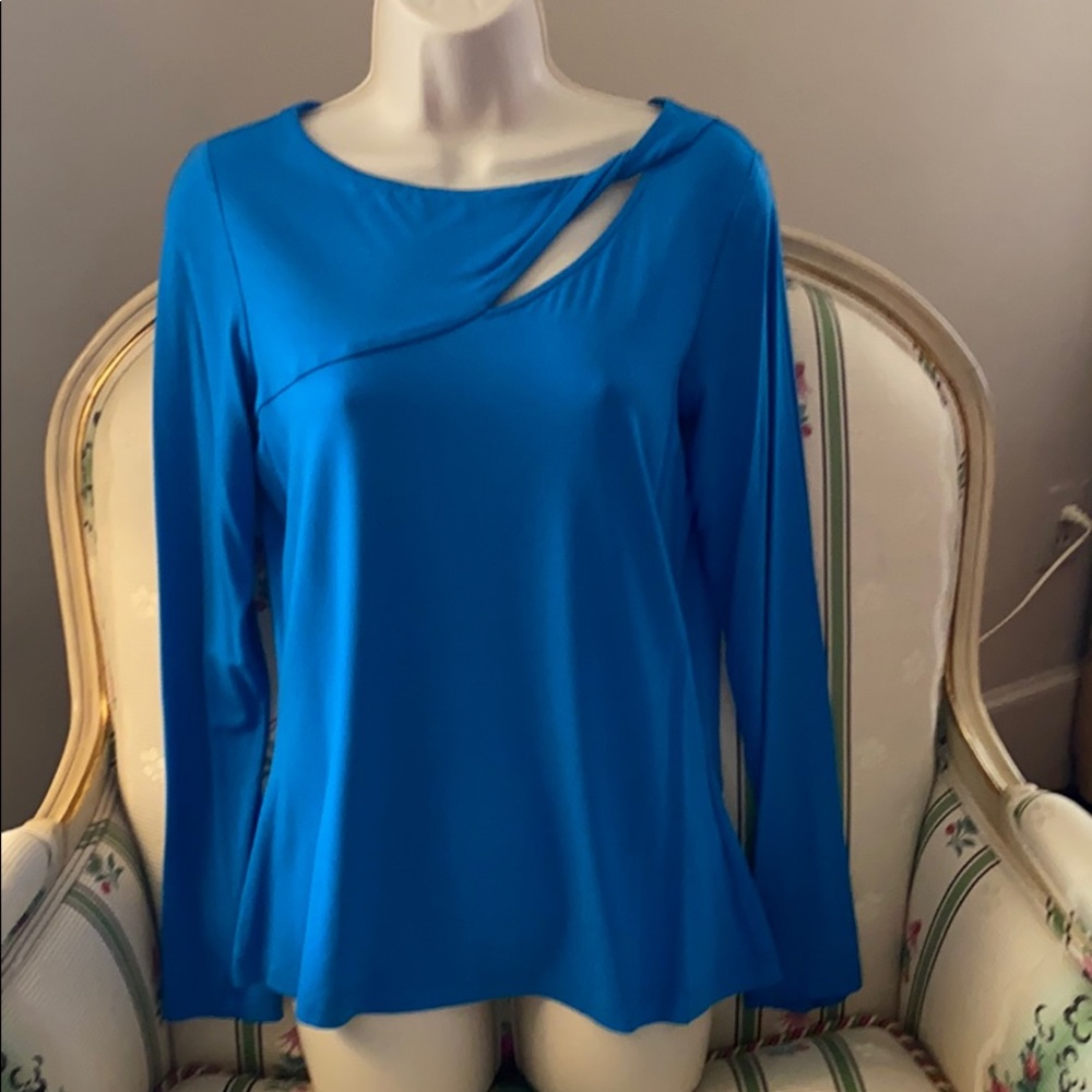 Beautiful blue…new Doncaster top. Year round wear.